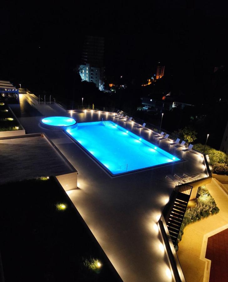 Comfort Studio With Sea View And Swimming Pool Bečići Esterno foto
